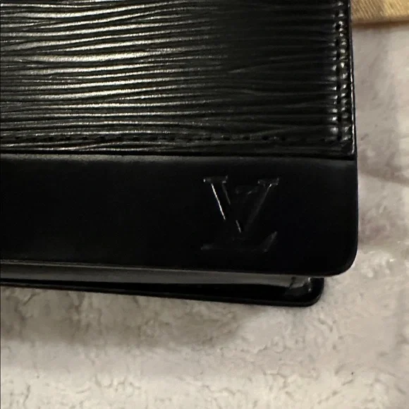 EUC Louis Vuitton monogram Honfleur Epi Leather Bag - black - Picture 7 of 16